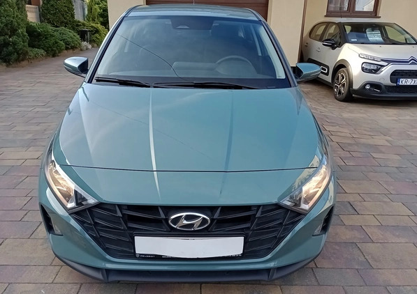 Hyundai i20 cena 49900 przebieg: 109000, rok produkcji 2021 z Lesko małe 154